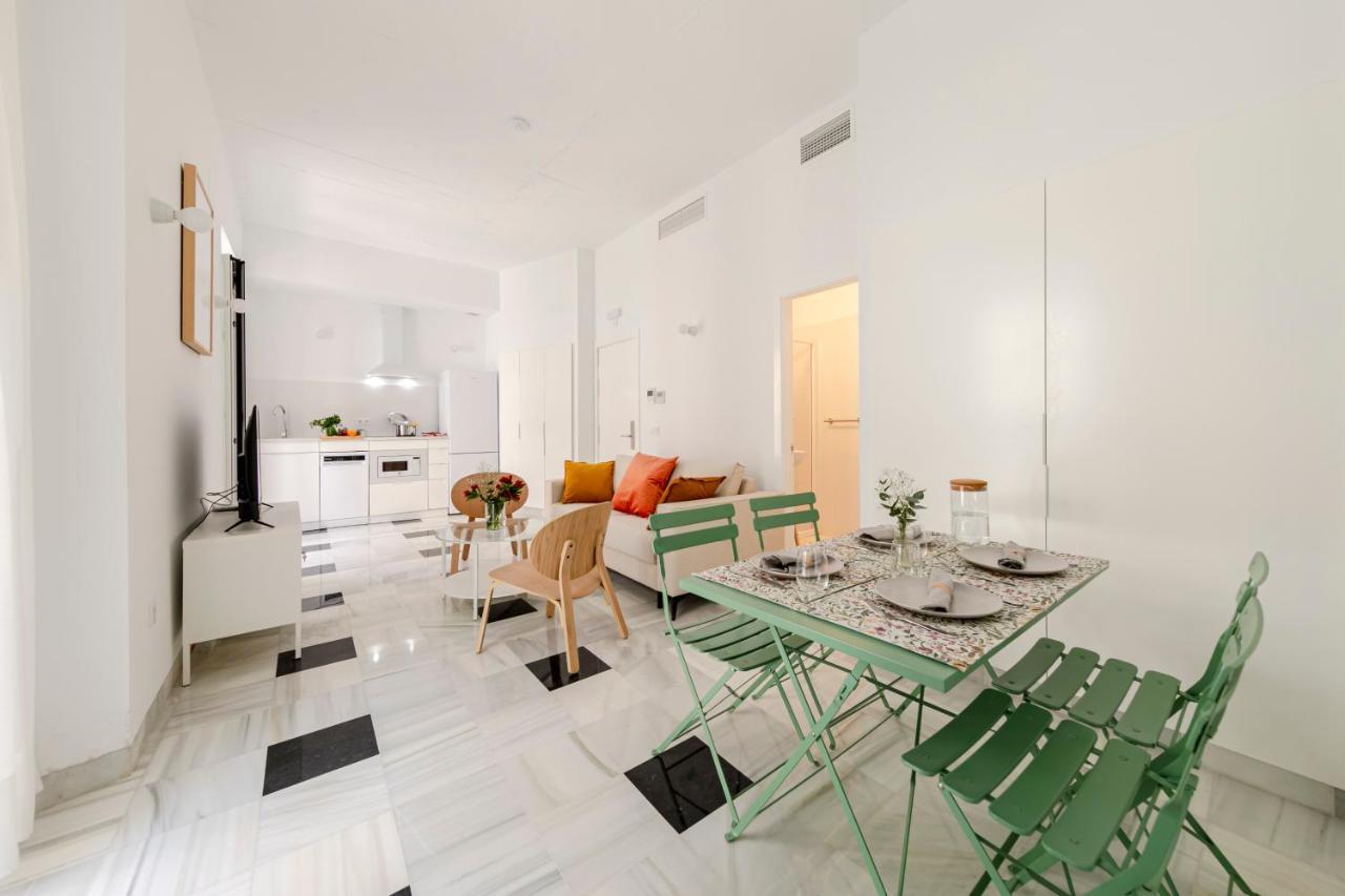 Aurora Terrace Apartments Севиля Екстериор снимка