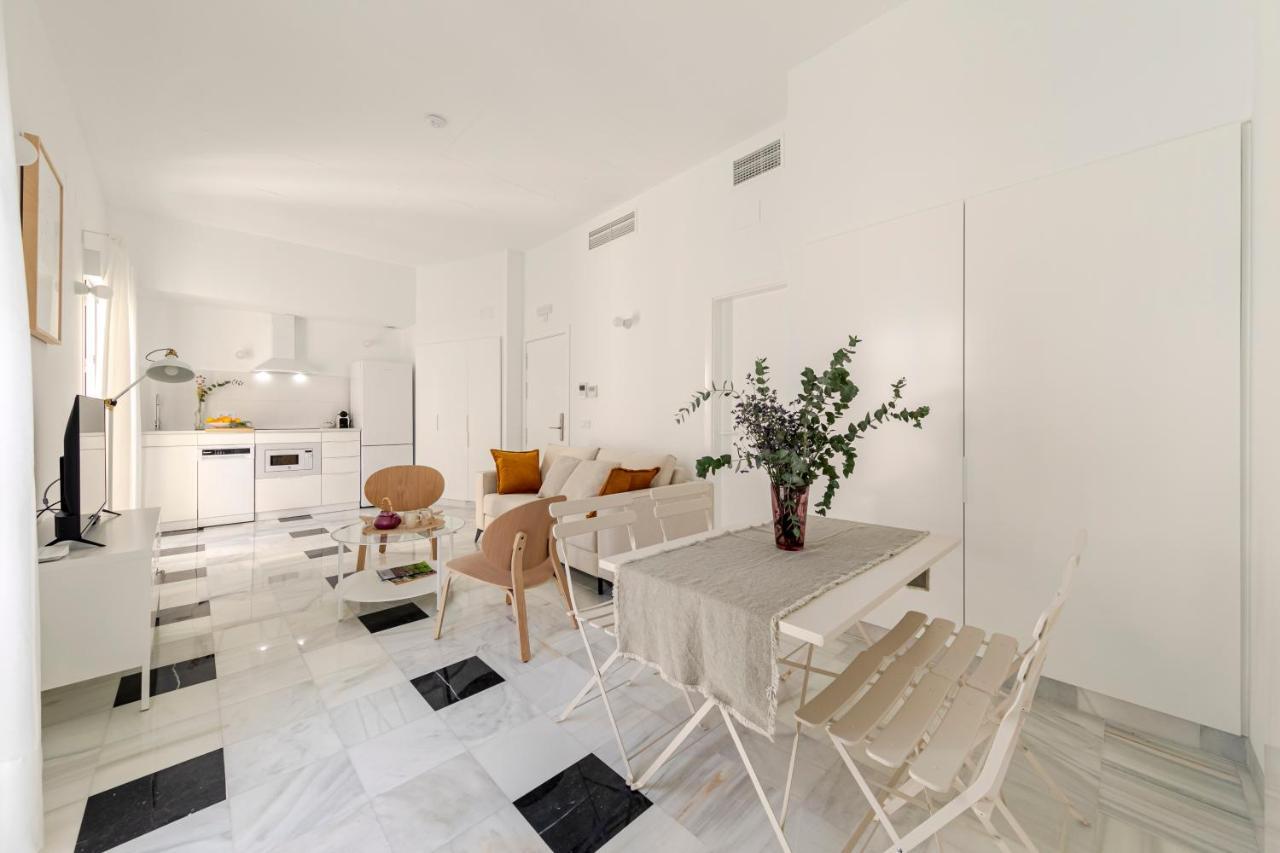 Aurora Terrace Apartments Севиля Екстериор снимка
