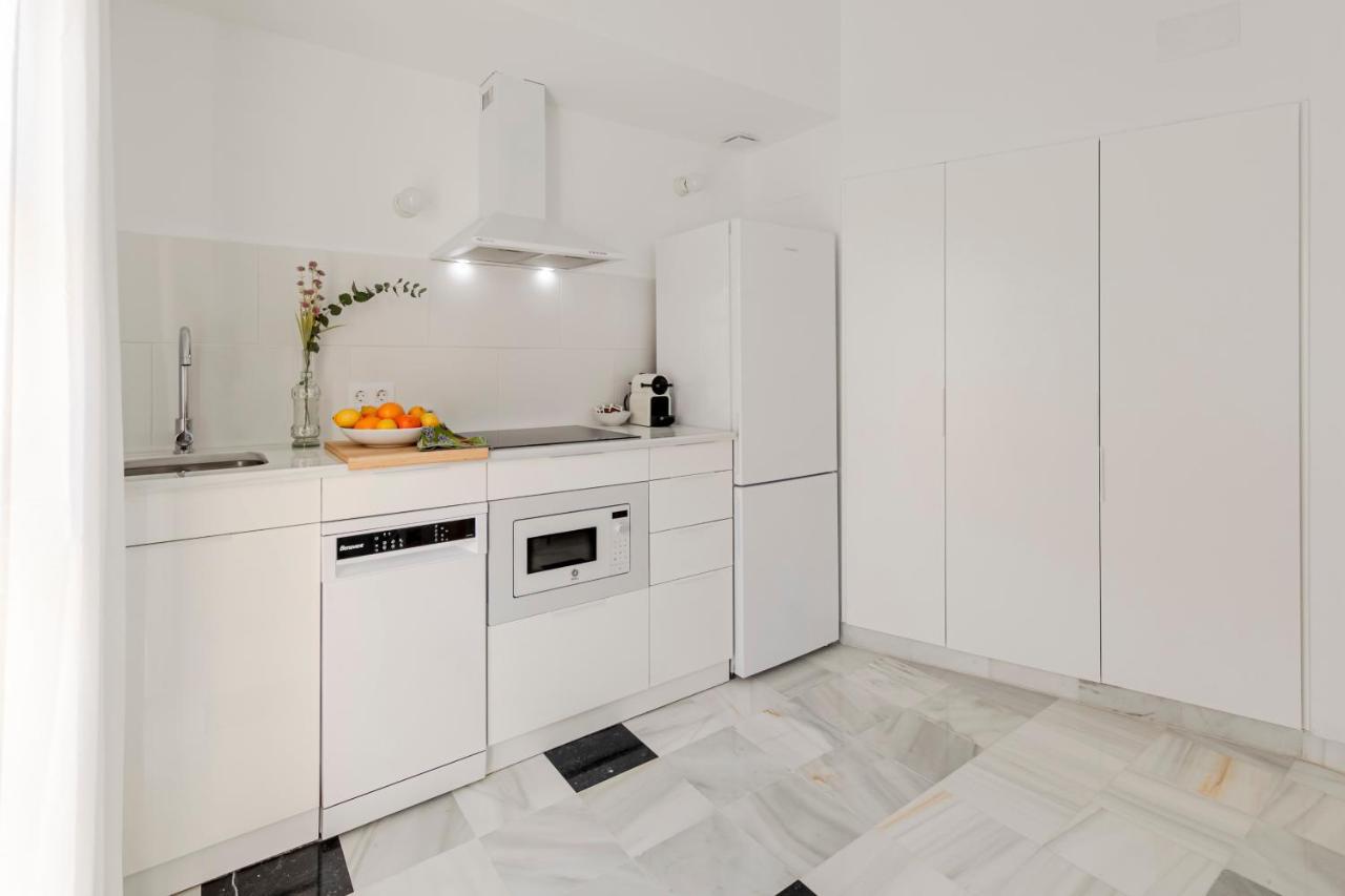Aurora Terrace Apartments Севиля Екстериор снимка